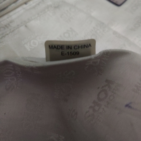 Michael Kors Gray Leather Shoulder Bag - Picture 12 of 16